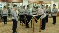 Upacara serah terima jabatan Kapolda Sulut dilaksanakan di Ruang Perjamuan Rupattama Mabes Polri, Jakarta, Kamis (4/1/2024) siang, dipimpin langsung Kapolri Jenderal Polisi Listyo Sigit Prabowo